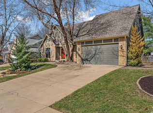 908 Easy St, Lawrence, KS 66049