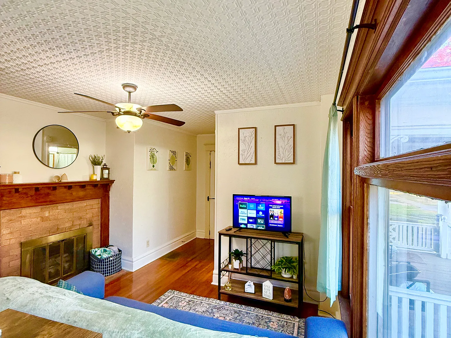 1279 Park Ave — Photo 3