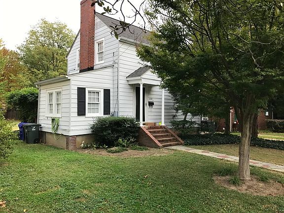 Beautiful Front of House from Left