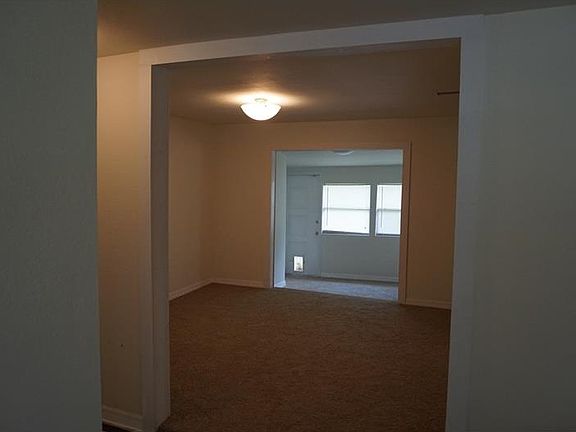 4th image of 509 W Crescent Dr