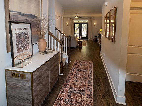 5th image of 369 Clarksboro Dr