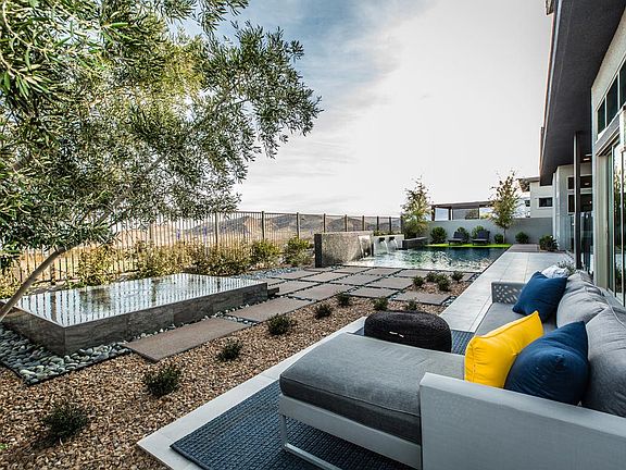 PLAN 1 - BACKYARD