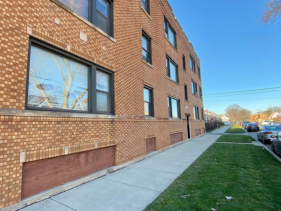 1st image of 7150 S Claremont Ave #2