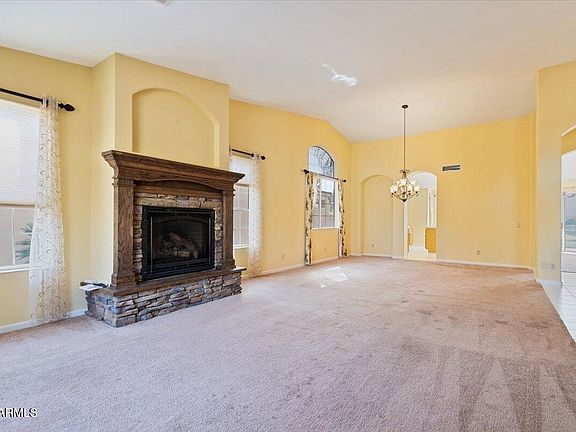 4th image of 10619 E Arrowvale Drive