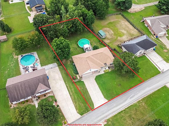 2nd image of 65 Hidden Ct