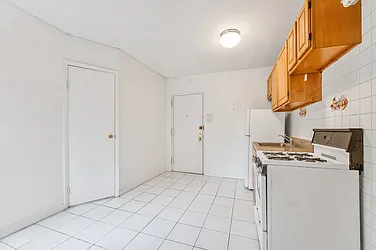 Rented by Aryeh Realty