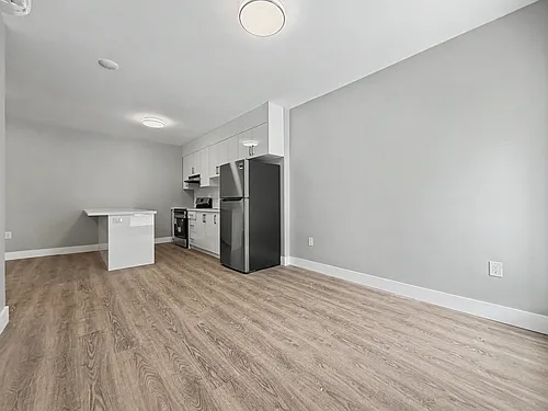 199 Pine St #2 Photo 1