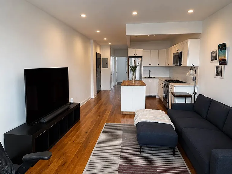 301 Covert St #4E — Photo 10