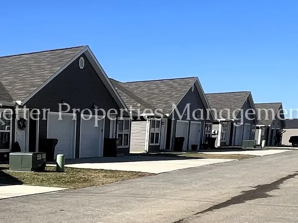 5229 Canyon Cir, Newburgh, IN