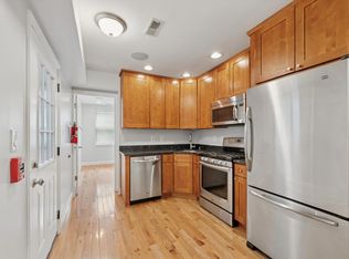 1825 Willington St, Philadelphia, PA 19121