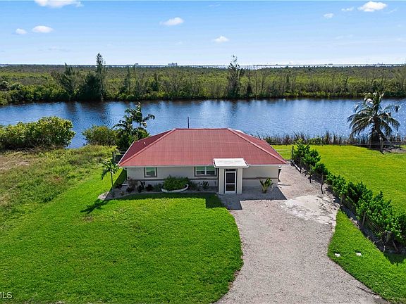 5th image of 4176 Lake Breeze Ln