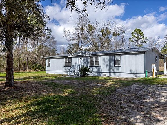 2nd image of 122 Cypress Dr