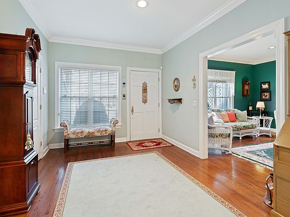 44 Wyndham Close