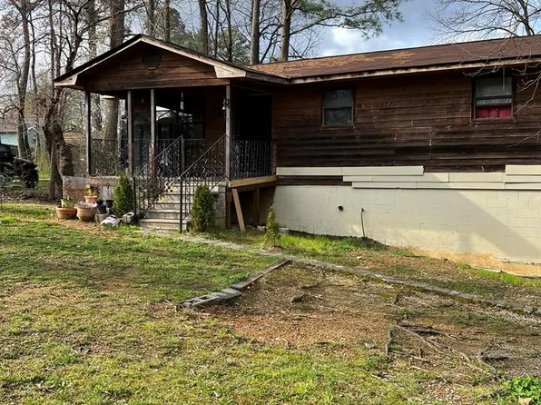 405 Lesley Dr, Dalton, GA 30721