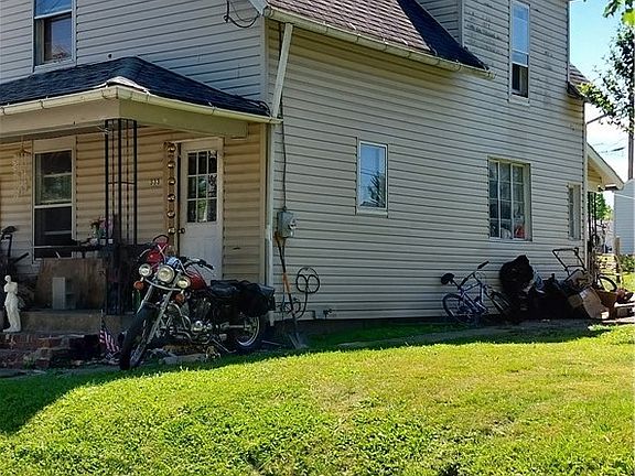 3rd image of 333 Tyler Ave SE