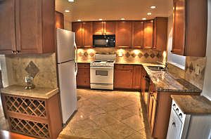 3rd image of 2909 Palomas Dr NE