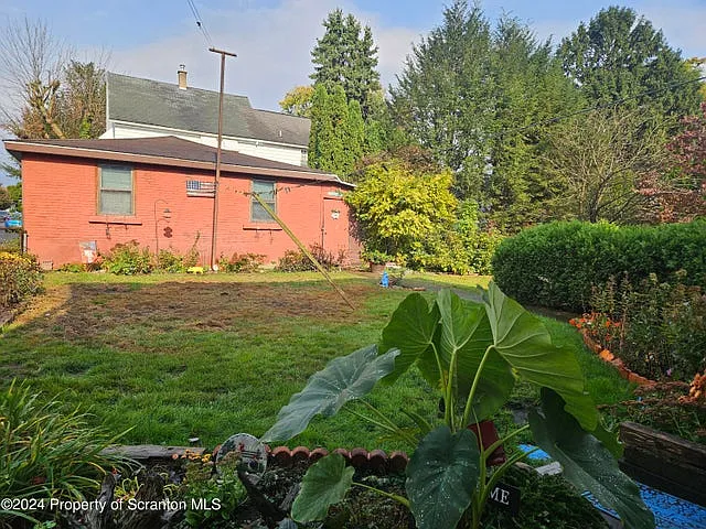 624 Court St #2 — Photo 14