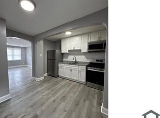 1048 Ellicott Driveway, Baltimore, MD 21216