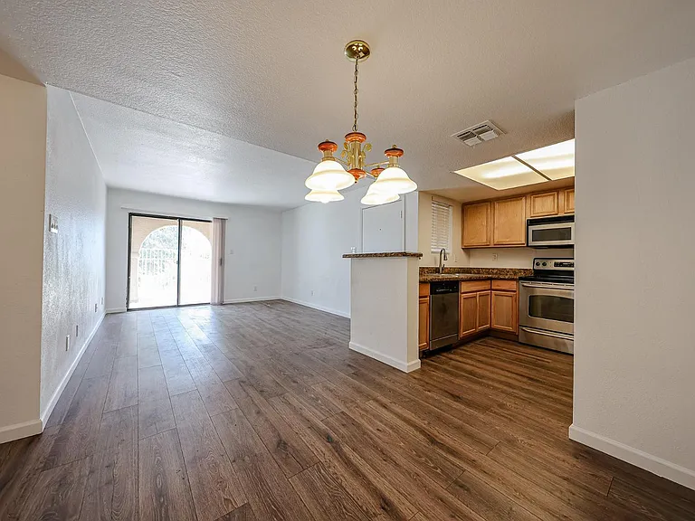 5757 W Eugie Ave #1038 — Photo 27