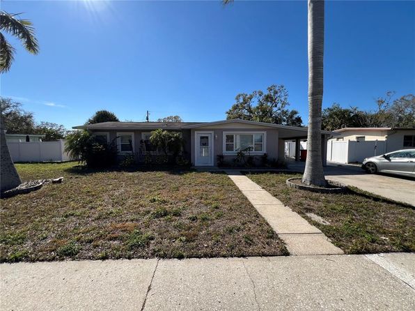 15536 Bristol Cir E, Clearwater, FL 33764