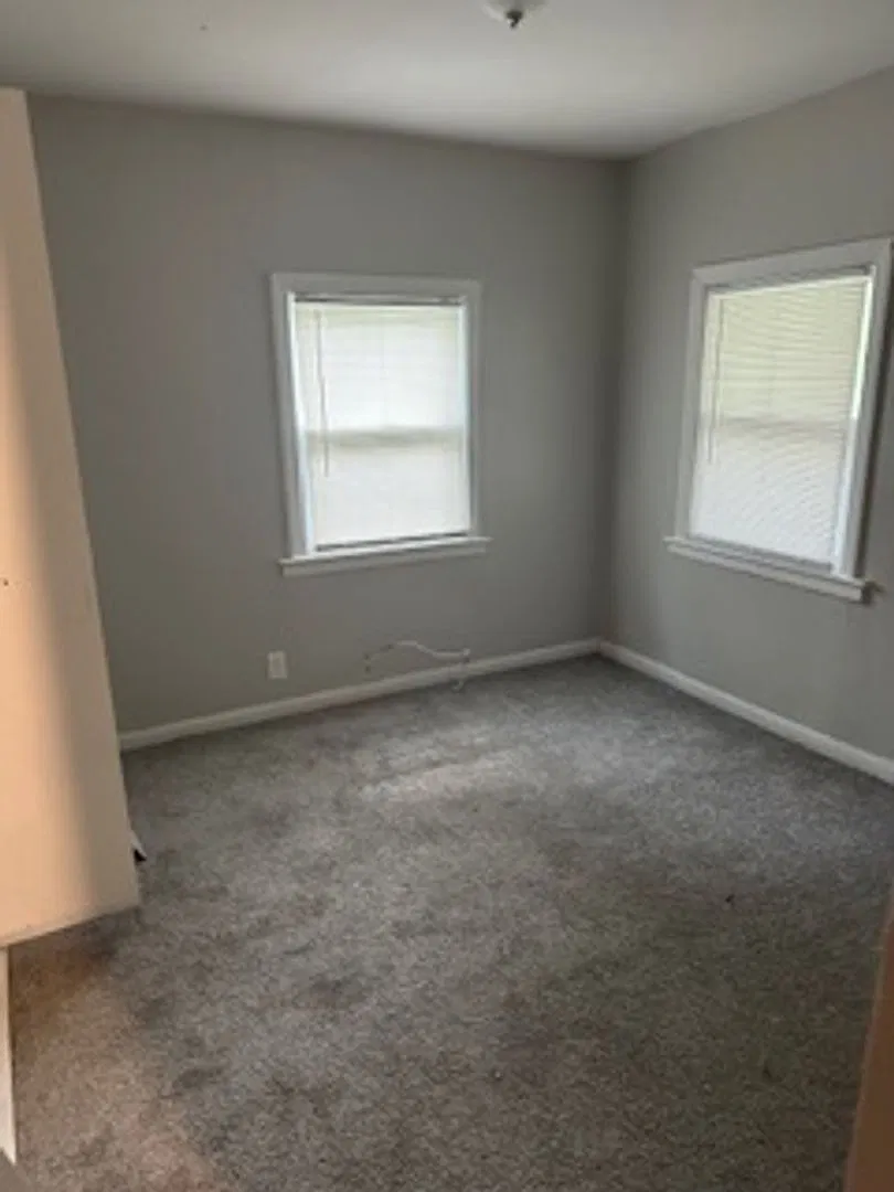 Beautifully Remolded 2 Bedroom 1 Bath in Waldo — Photo 3