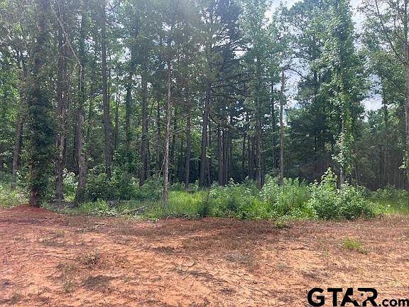 2nd image of High Pines Dr