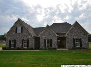 2146 Owl Wing Pl, Southaven, MS 38671