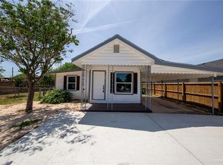 622 N Texas Ave, Mercedes, TX 78570