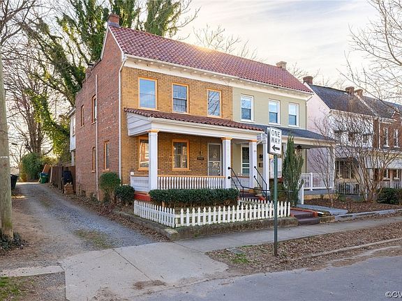 3rd image of 2901 Grayland Ave