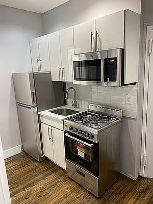 1st image of 442 W 54th St #13-2