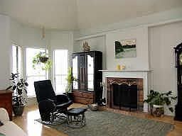 3rd image of 624 Lemons Dr