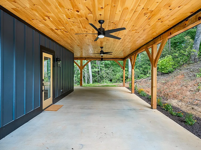 1278 Academy Rd — Photo 26