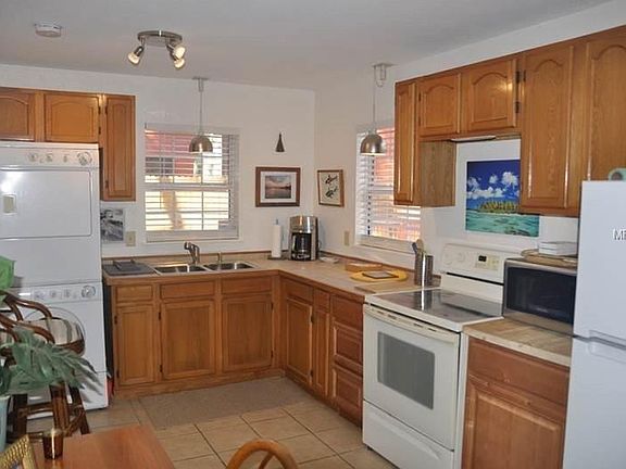 5th image of 1696 9th St #B