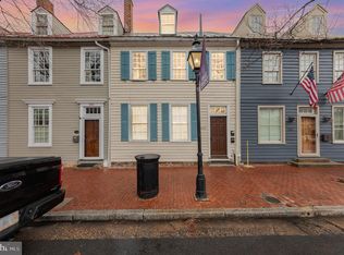 503 Caroline St APT 2, Fredericksburg, VA 22401