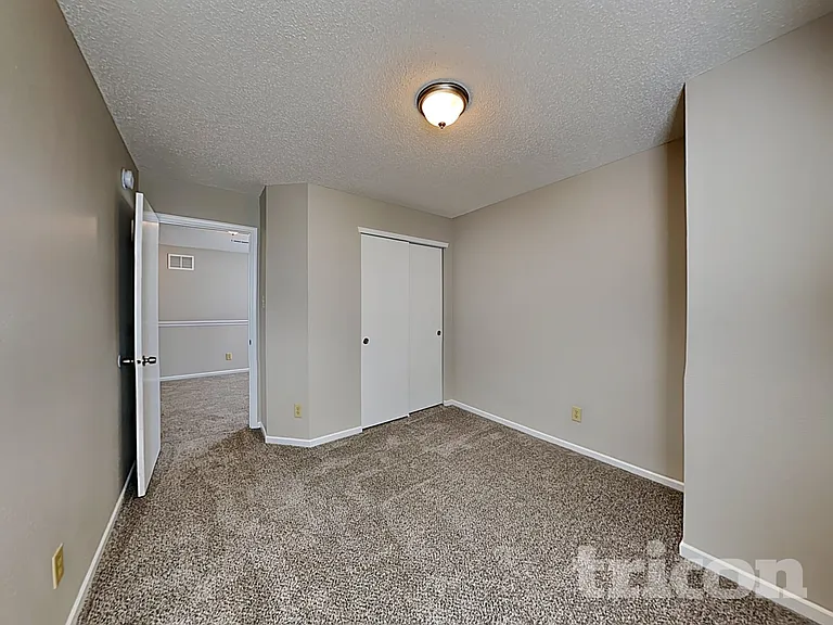 631 Fern St — Photo 12