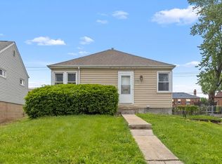 7711 Brocton Ct, Saint Louis, MO 63121