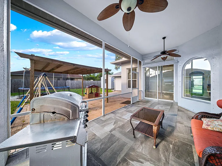 5918 NW Hann Dr — Photo 15