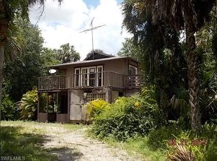 1220 Mingo Dr, Naples, FL 34120