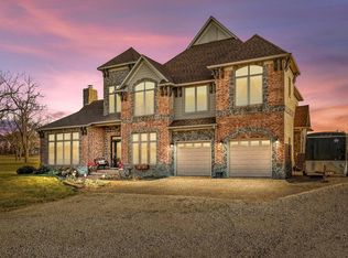 9724C Meadow View Ln, Mountain Grove, MO 65711