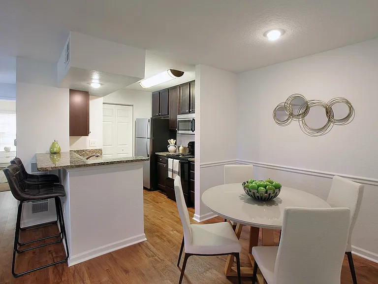 Cypress Grand — Photo 23
