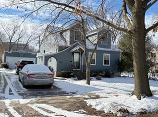 1316 2nd St NW, Rochester, MN 55901