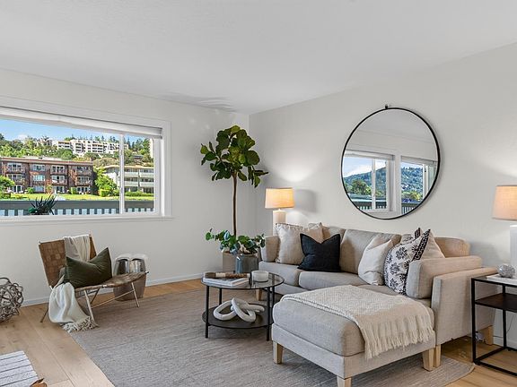2nd image of 529 Larkspur Plaza Drive