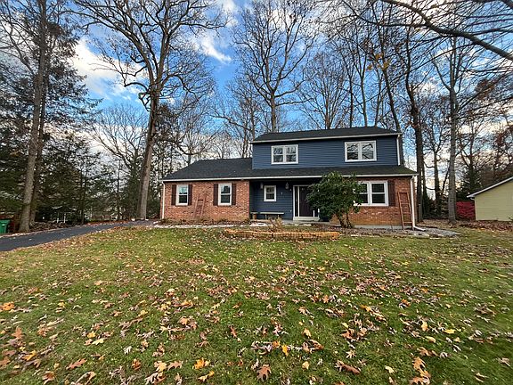 3rd image of 2803 Tall Oaks Dr