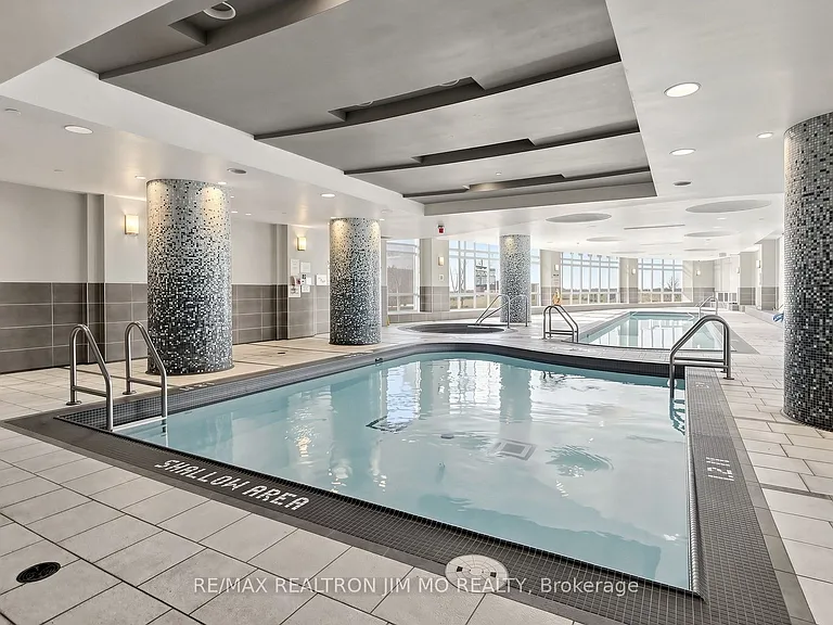 18 Holmes Ave #1606 — Photo 30