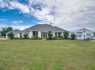 17176 University Dr, Forney, TX 75126