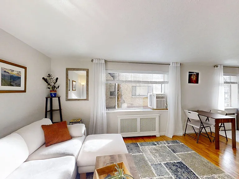 1190 N Clermont St #101 — Photo 5