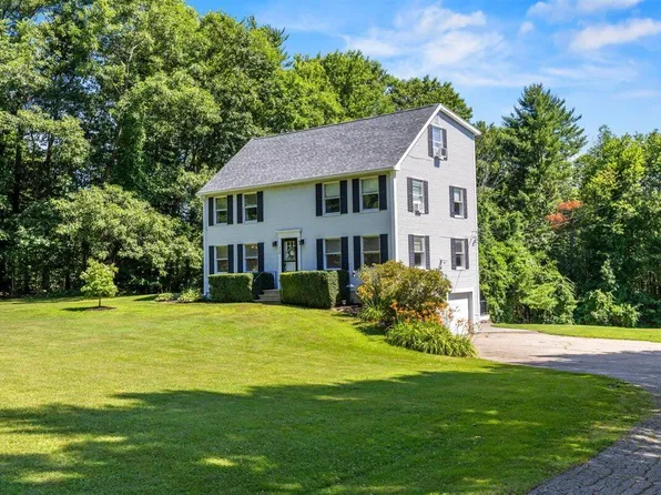 208 Cranberry Meadow Road, Berwick, ME 03901