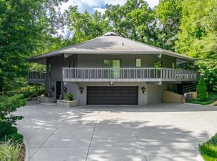 2610 Spring Creek Rd, Rockford, IL 61107