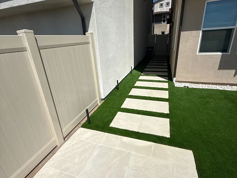 424 Bunsen St — Photo 39
