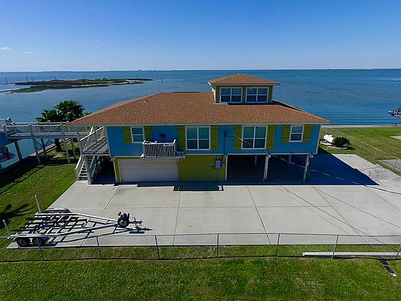 3rd image of 3705 Tradewinds Dr